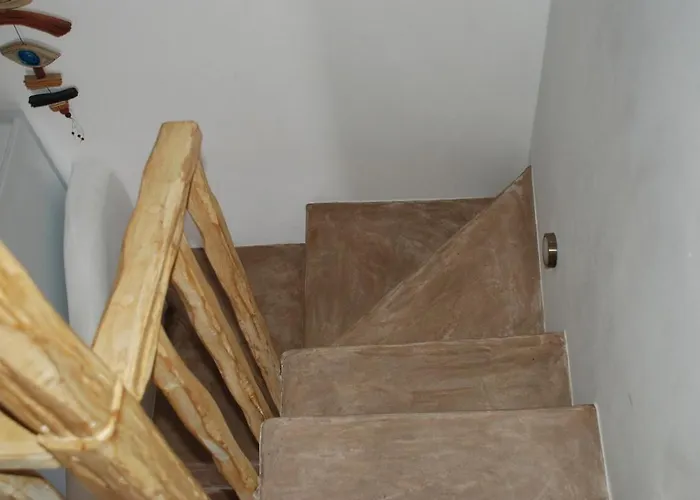 The Weaver's House Kythnos