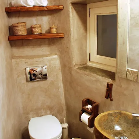 The Weaver's House * Kythnos